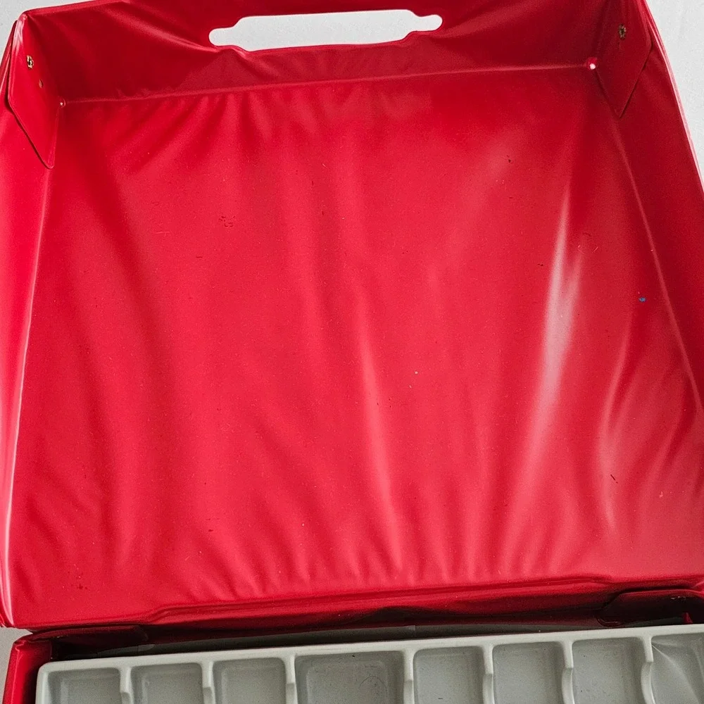 Vintage 1988 Micro Mini's Collectors Case Red Vinyl Holds 48 Cars Tara Toy 20800